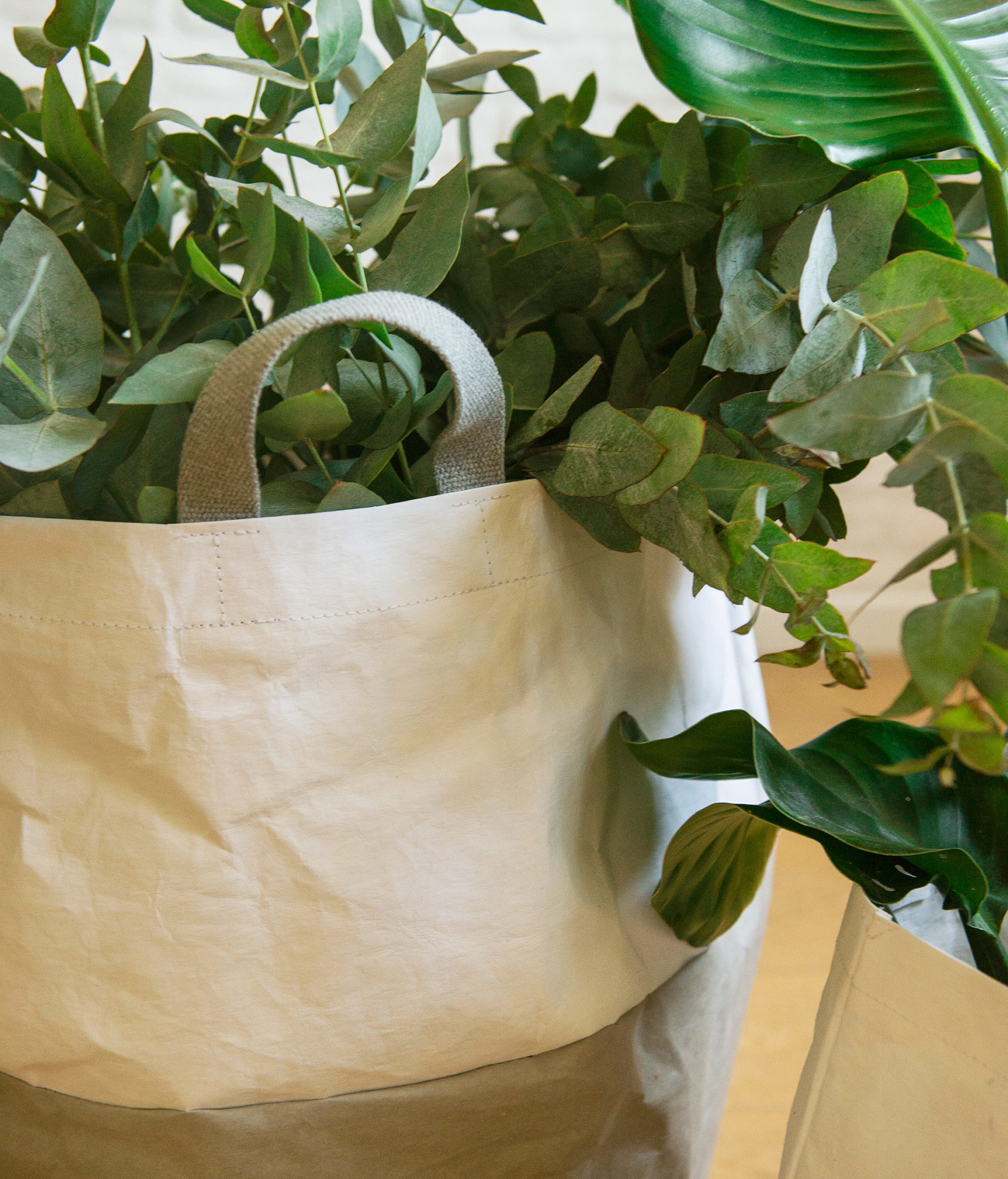 Basket grigio/bianco particolare